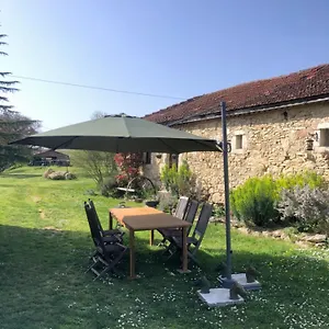 le-merlat-gite.midi-pyreneeshotels.com/